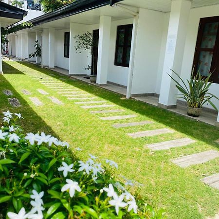 Premium Cottages B&B Kurunegala Exterior foto